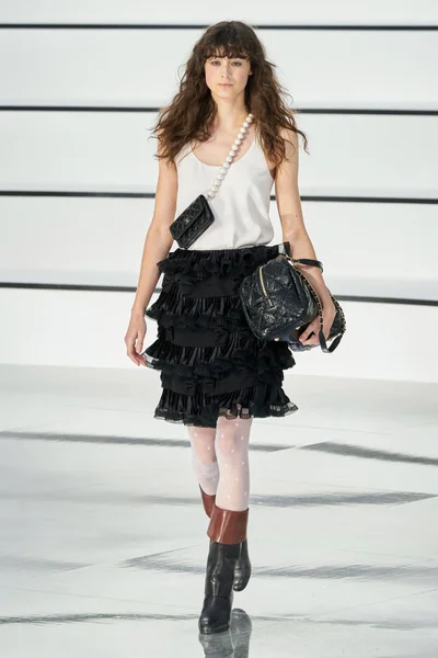 Look 42